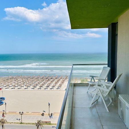 Crazy Sea View 2Br Apartment Spa Pools Resort- Parking Mamaia Dış mekan fotoğraf