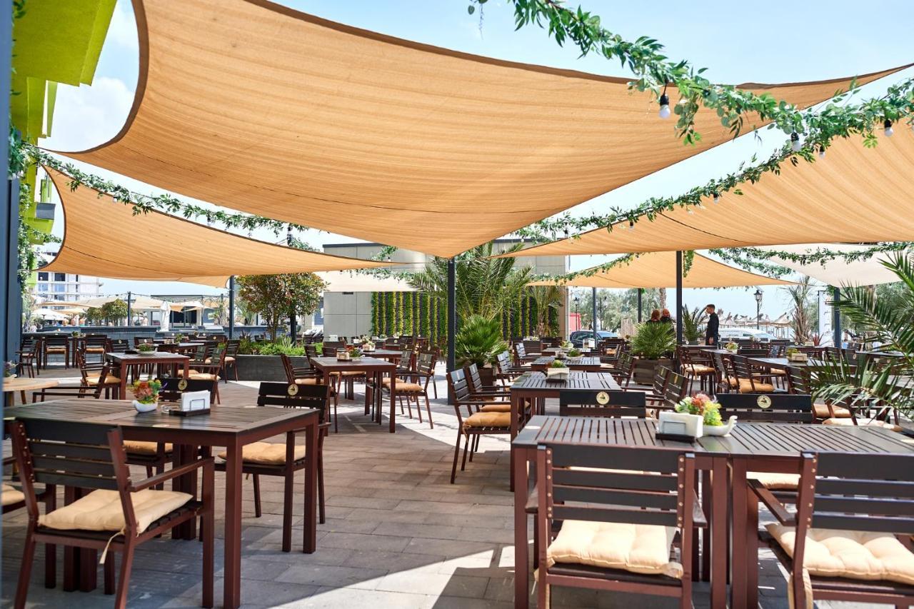 Crazy Sea View 2Br Apartment Spa Pools Resort- Parking Mamaia Dış mekan fotoğraf
