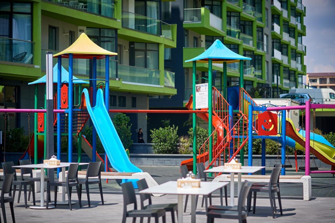 Crazy Sea View 2Br Apartment Spa Pools Resort- Parking Mamaia Dış mekan fotoğraf