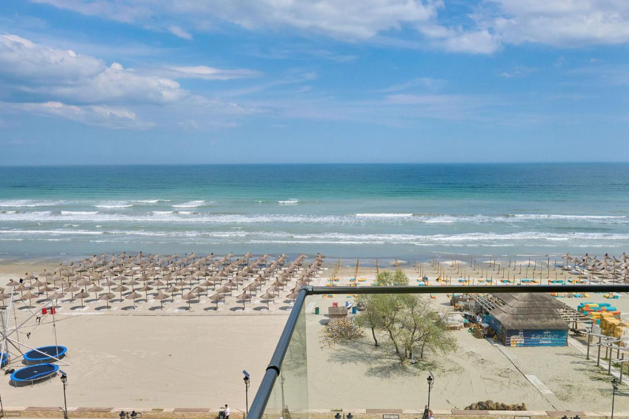 Crazy Sea View 2Br Apartment Spa Pools Resort- Parking Mamaia Dış mekan fotoğraf