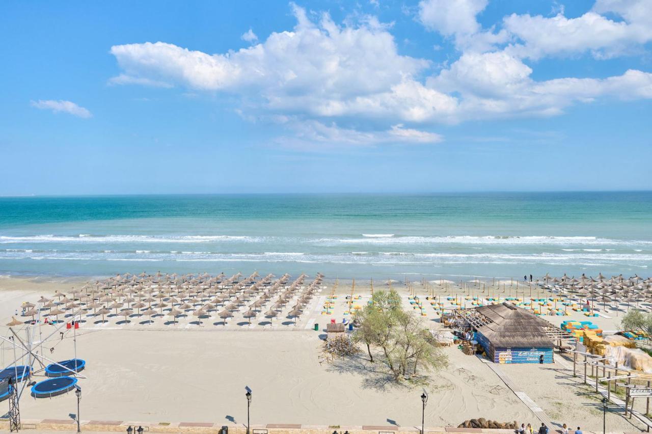 Crazy Sea View 2Br Apartment Spa Pools Resort- Parking Mamaia Dış mekan fotoğraf