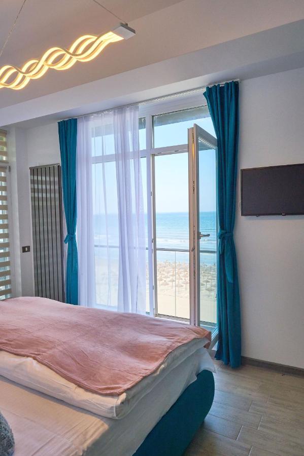 Crazy Sea View 2Br Apartment Spa Pools Resort- Parking Mamaia Dış mekan fotoğraf