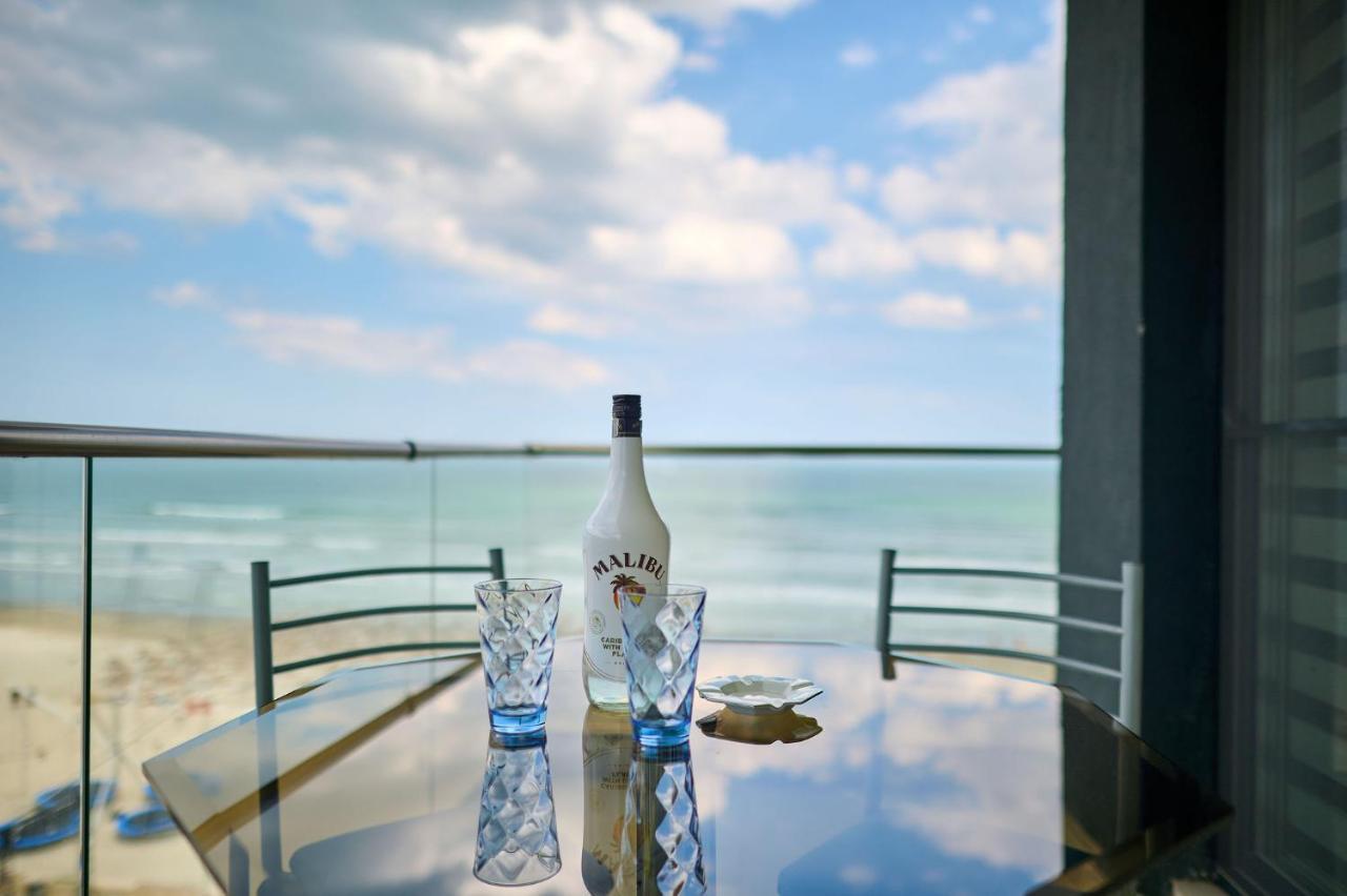 Crazy Sea View 2Br Apartment Spa Pools Resort- Parking Mamaia Dış mekan fotoğraf