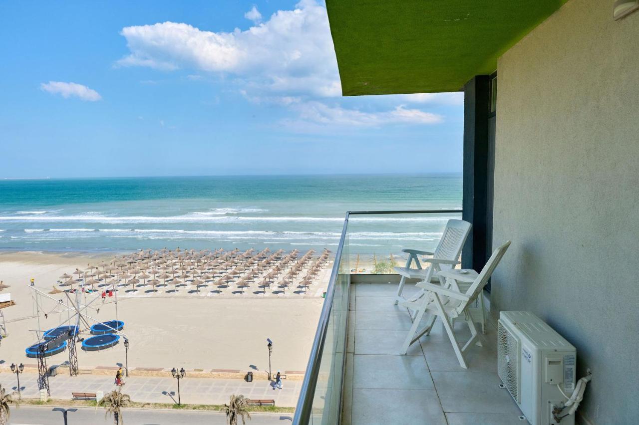Crazy Sea View 2Br Apartment Spa Pools Resort- Parking Mamaia Dış mekan fotoğraf